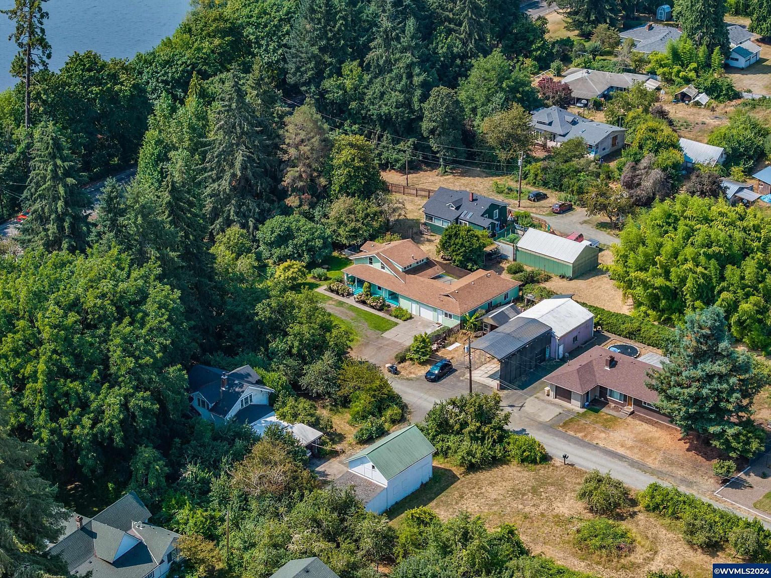 236 NW Walker Ln Albany, OR 97321 - Thumbnail 4