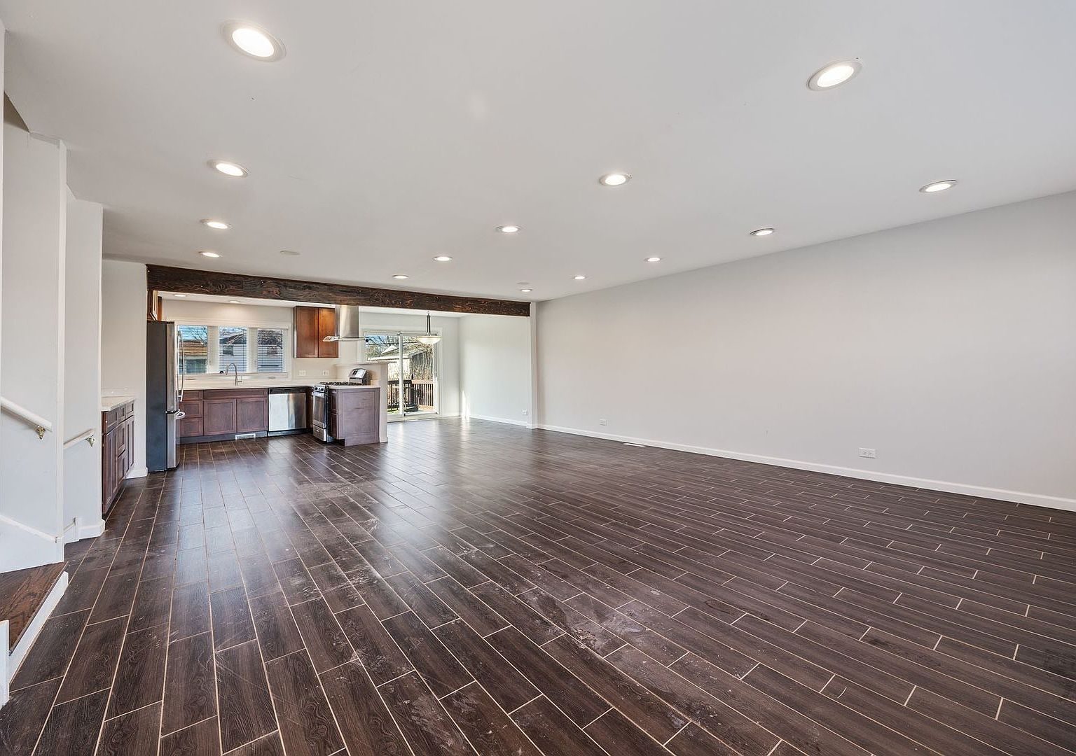 1315 Prince Dr South Holland, IL 60473 - Thumbnail 4