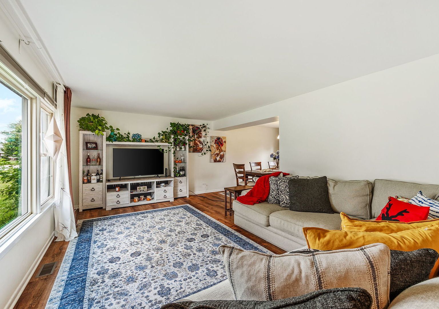 910 Lonsdale Rd Elk Grove Village, IL 60007 - Thumbnail 4