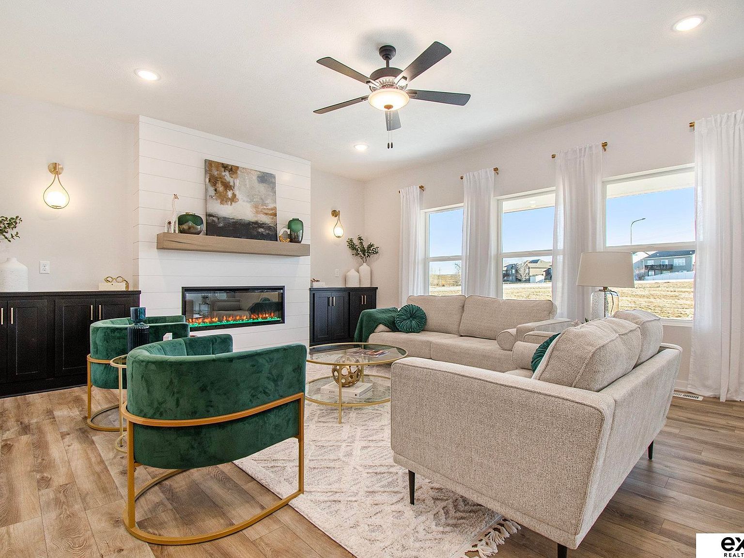 21702 Hampton Dr Gretna, NE 68028 - Thumbnail 4