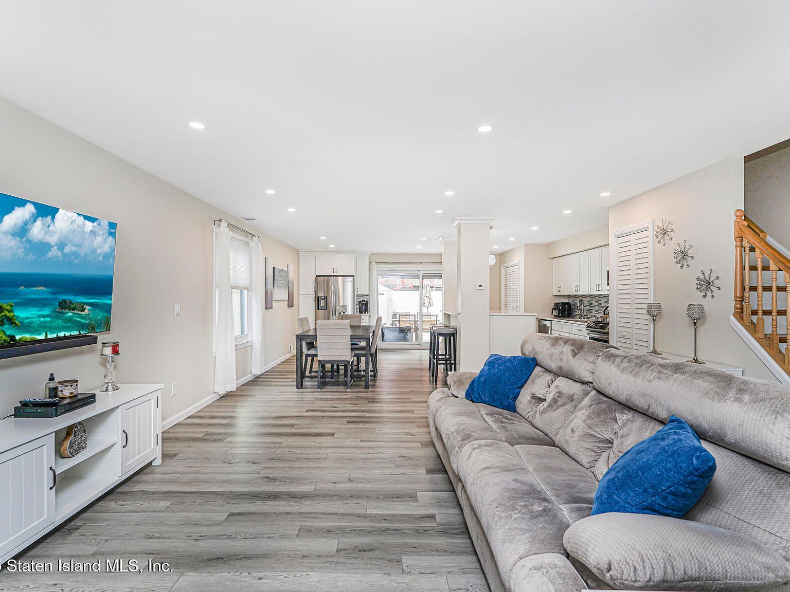 22 Charleston Ave Staten Island, NY 10309 - Thumbnail 4