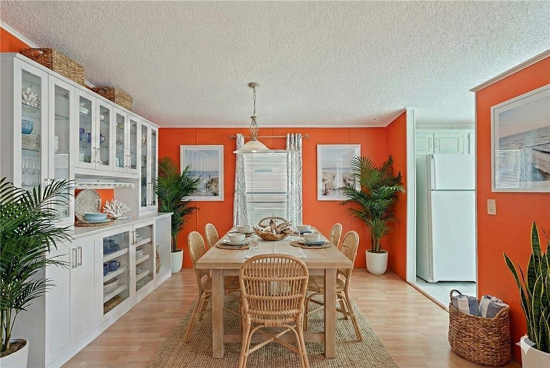 428 Papaya Cir Barefoot Bay, FL 32976 - Thumbnail 4