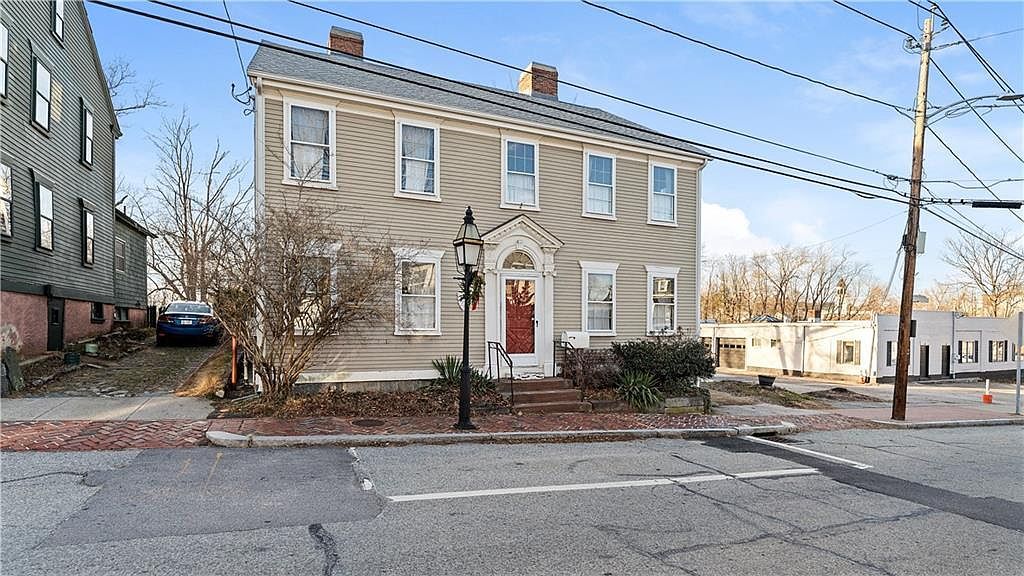 25 Post Rd Warwick, RI 02888 - Thumbnail 4