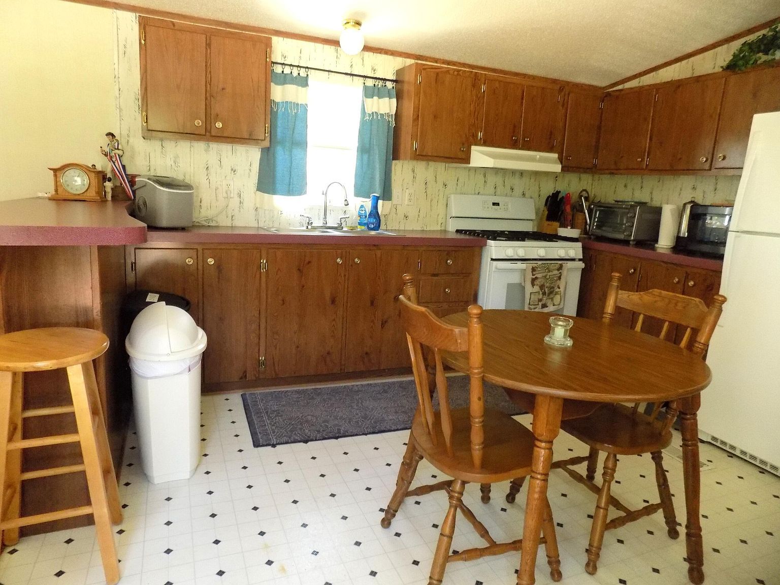 304 Deer Run Blvd Prudenville, MI 48651 - Thumbnail 4