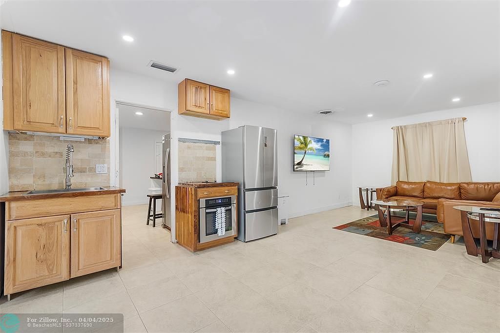 5701 NE 22nd Way Fort Lauderdale, FL 33308 - Thumbnail 4