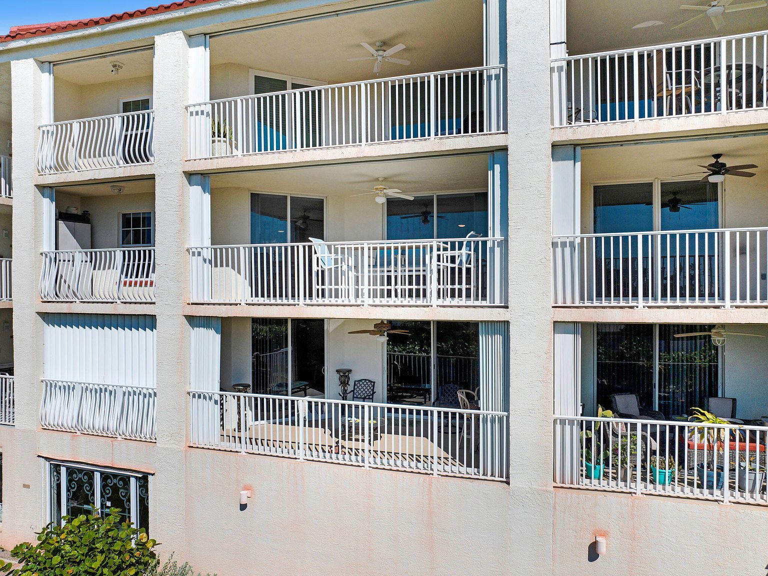 3360 S Atlantic Ave APT 304 Cocoa Beach, FL 32931 - Thumbnail 4