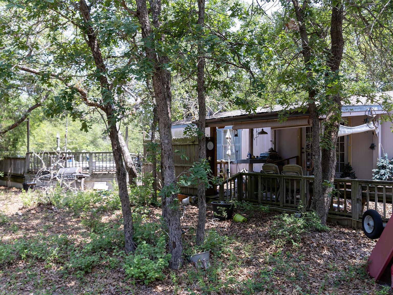 642 Hidden Oaks Dr Elgin, TX 78621 - Thumbnail 4