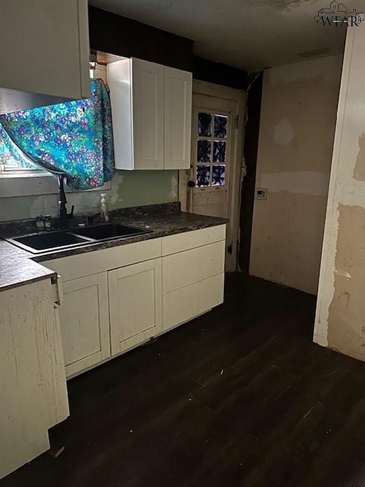 2813 Sherman Rd Wichita Falls, TX 76309 - Thumbnail 4