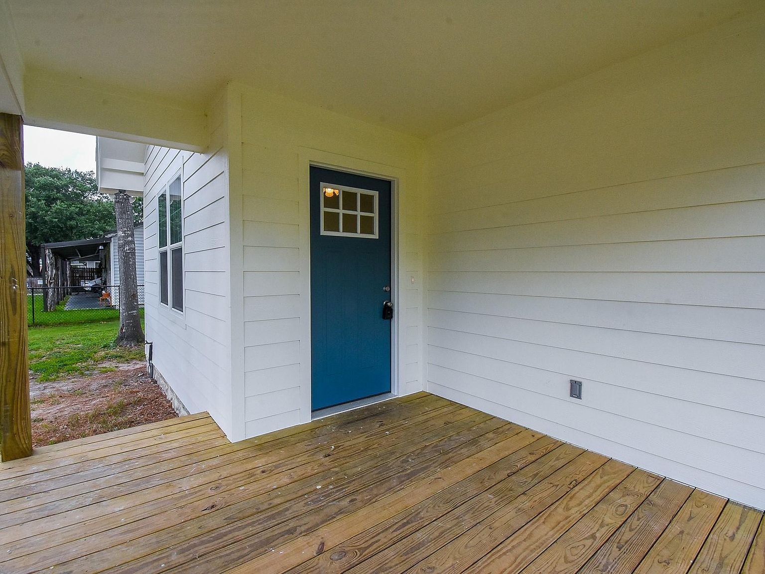 311 August St El Campo, TX 77437 - Thumbnail 4