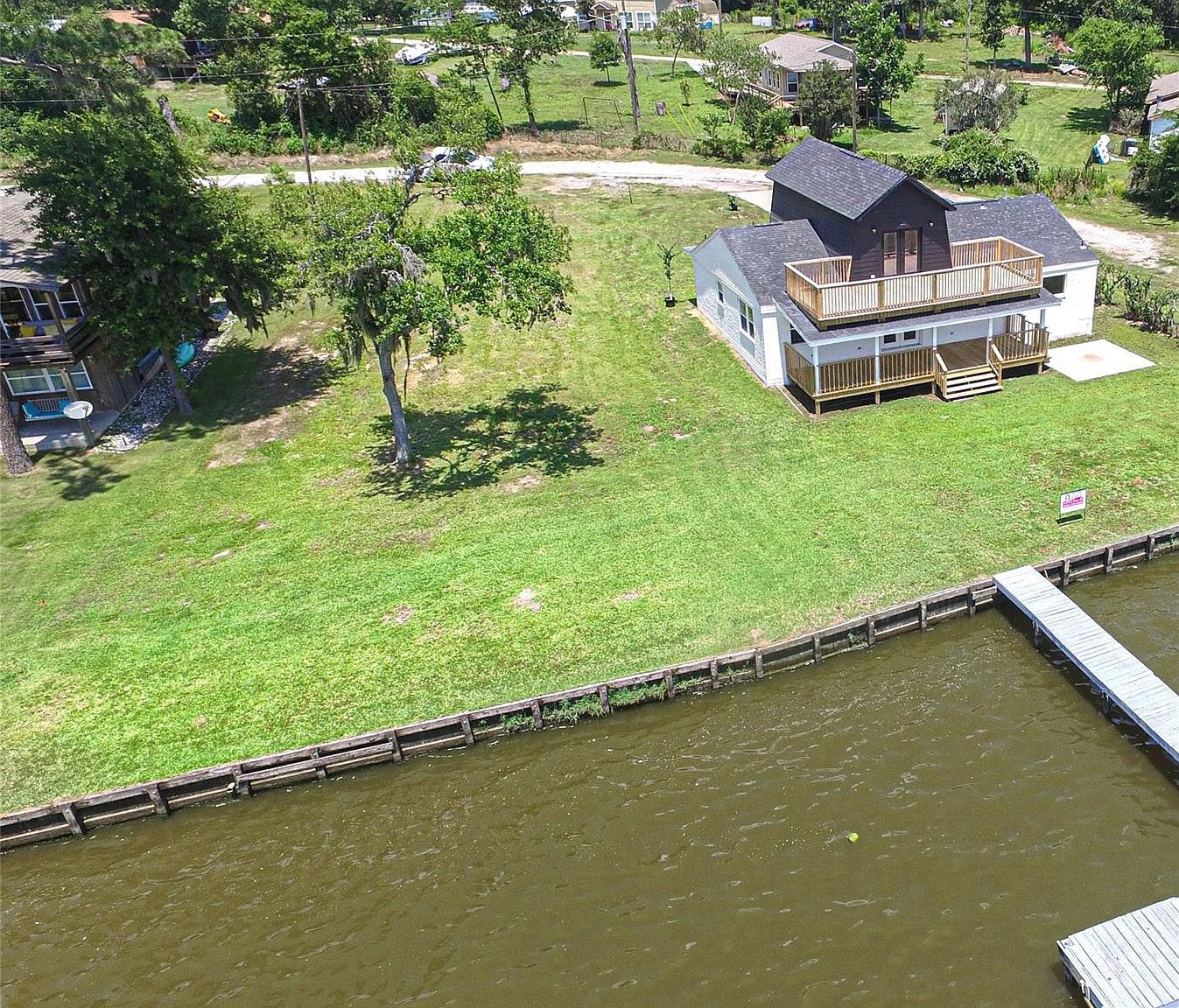 796 W Cattle Dr Onalaska, TX 77360 - Thumbnail 4