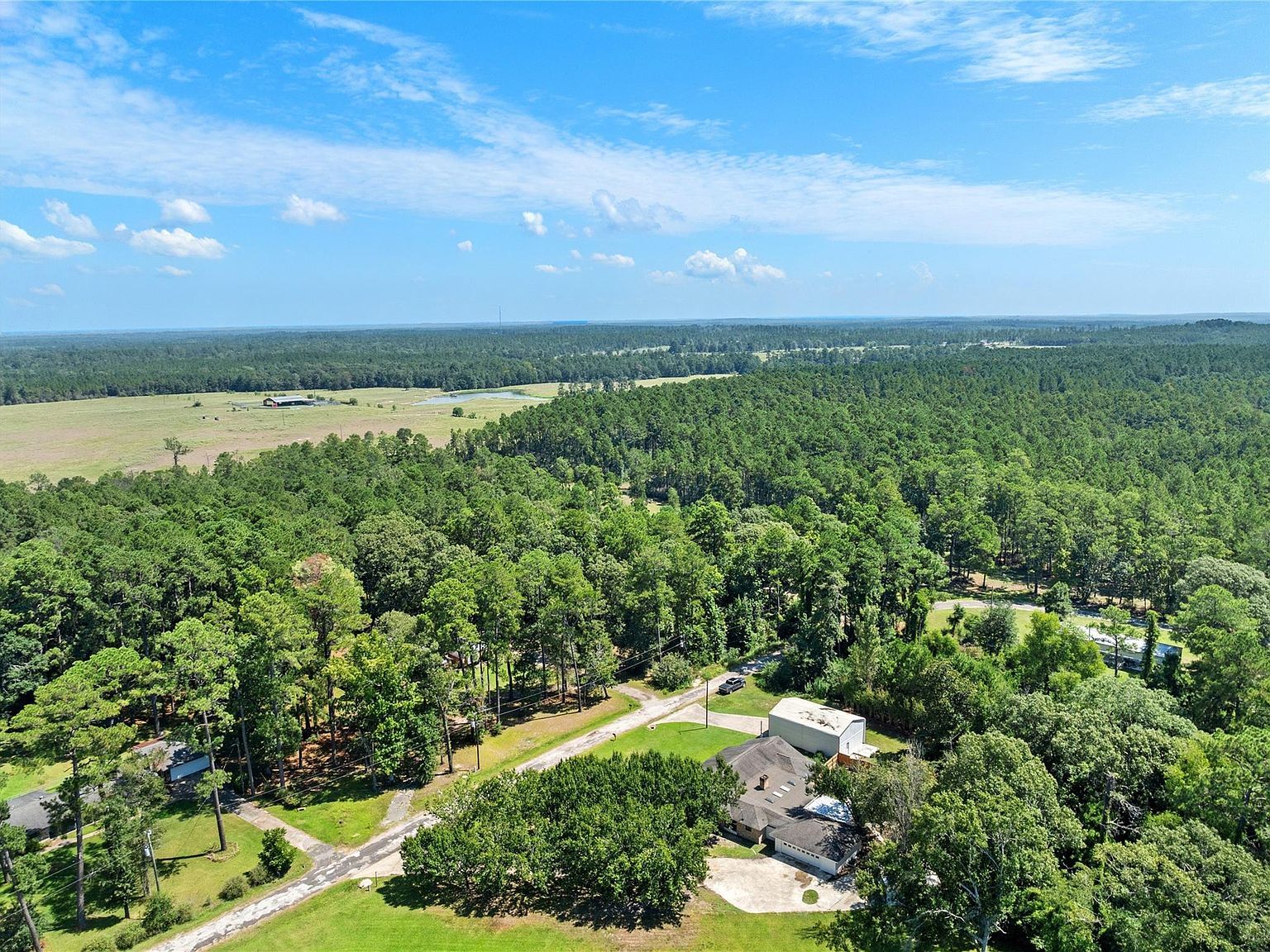 735 Laurelia Loop Corrigan, TX 75939 - Thumbnail 4