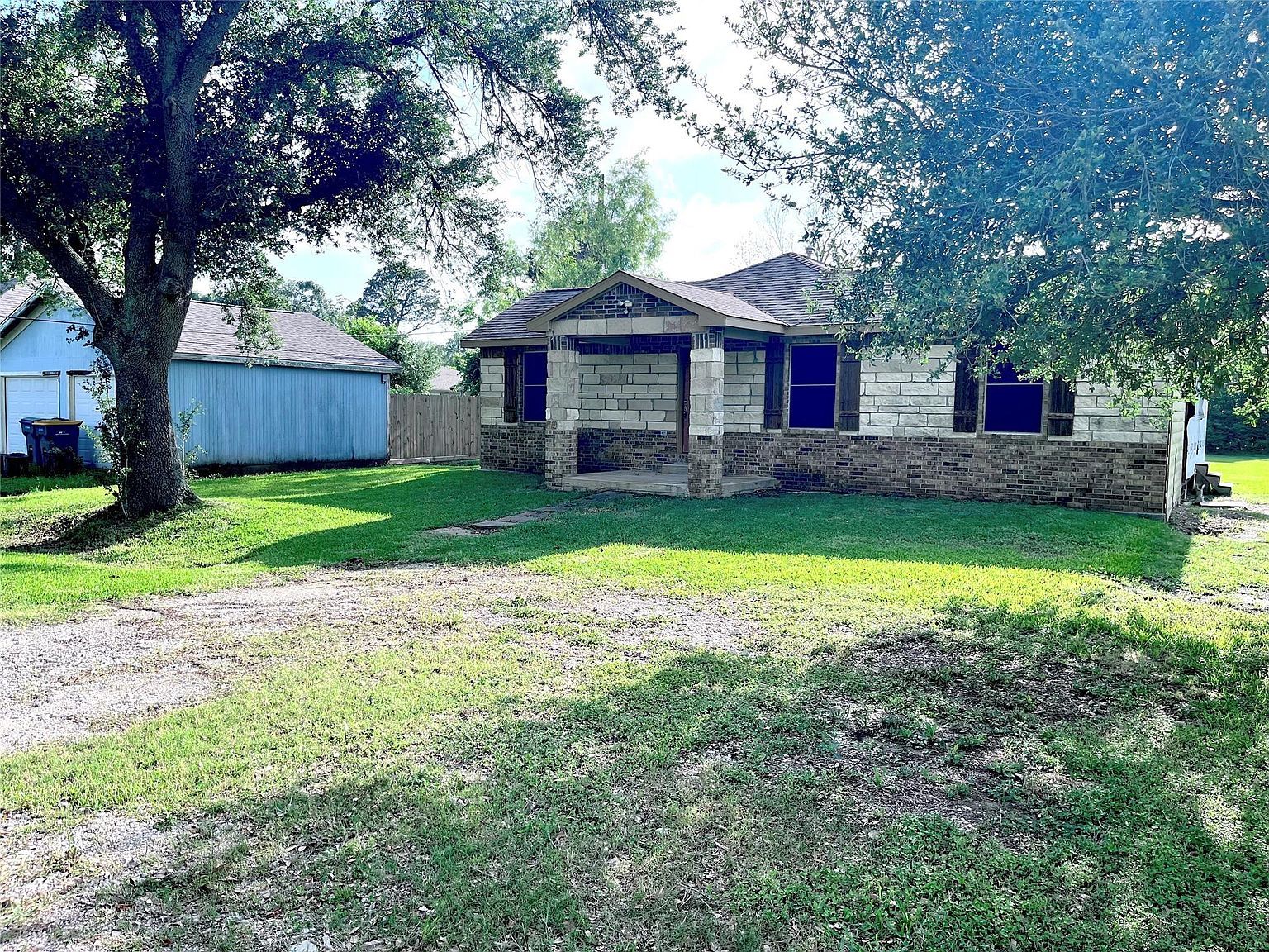2402 4th Ave La Marque, TX 77568 - Thumbnail 4