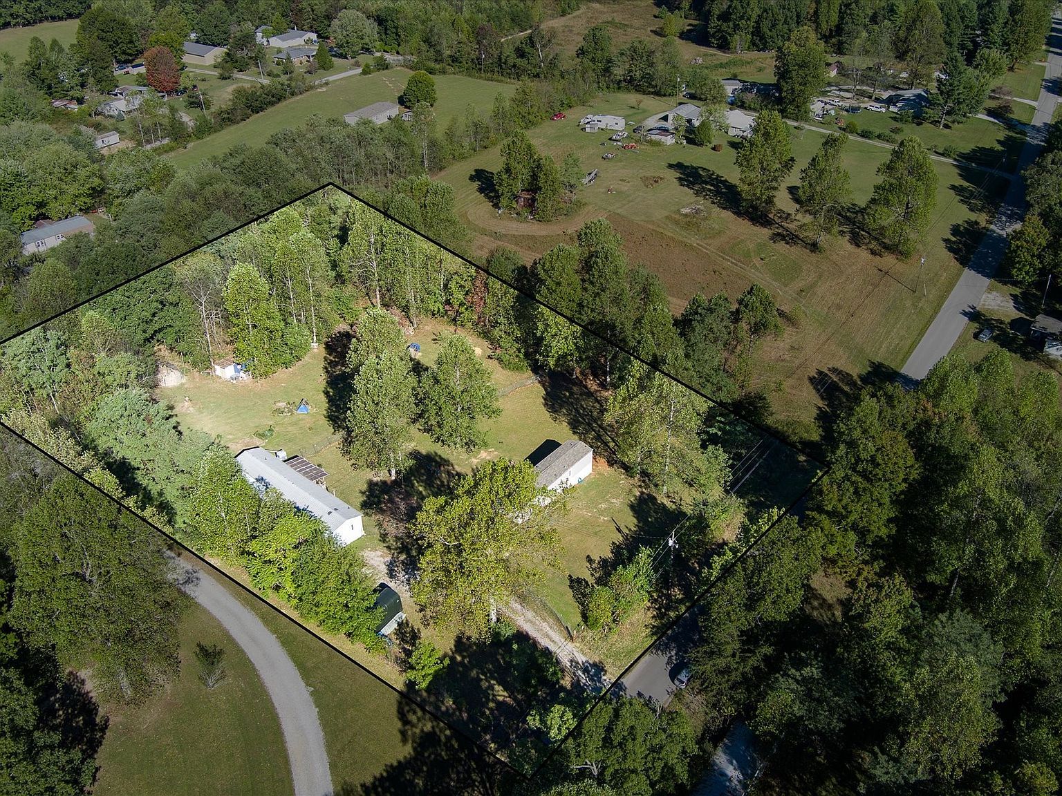 269 Moonlight Trl Sparta, TN 38583 - Thumbnail 4