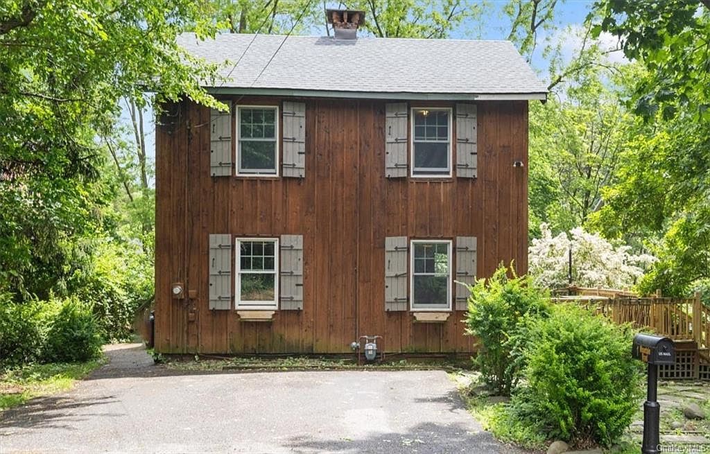 1 Mountain Rd Cornwall On Hudson, NY 12520 - Thumbnail 4