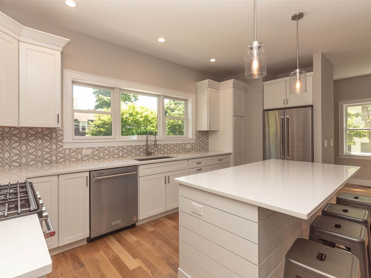 408 South St Greenport, NY 11944 - Thumbnail 4