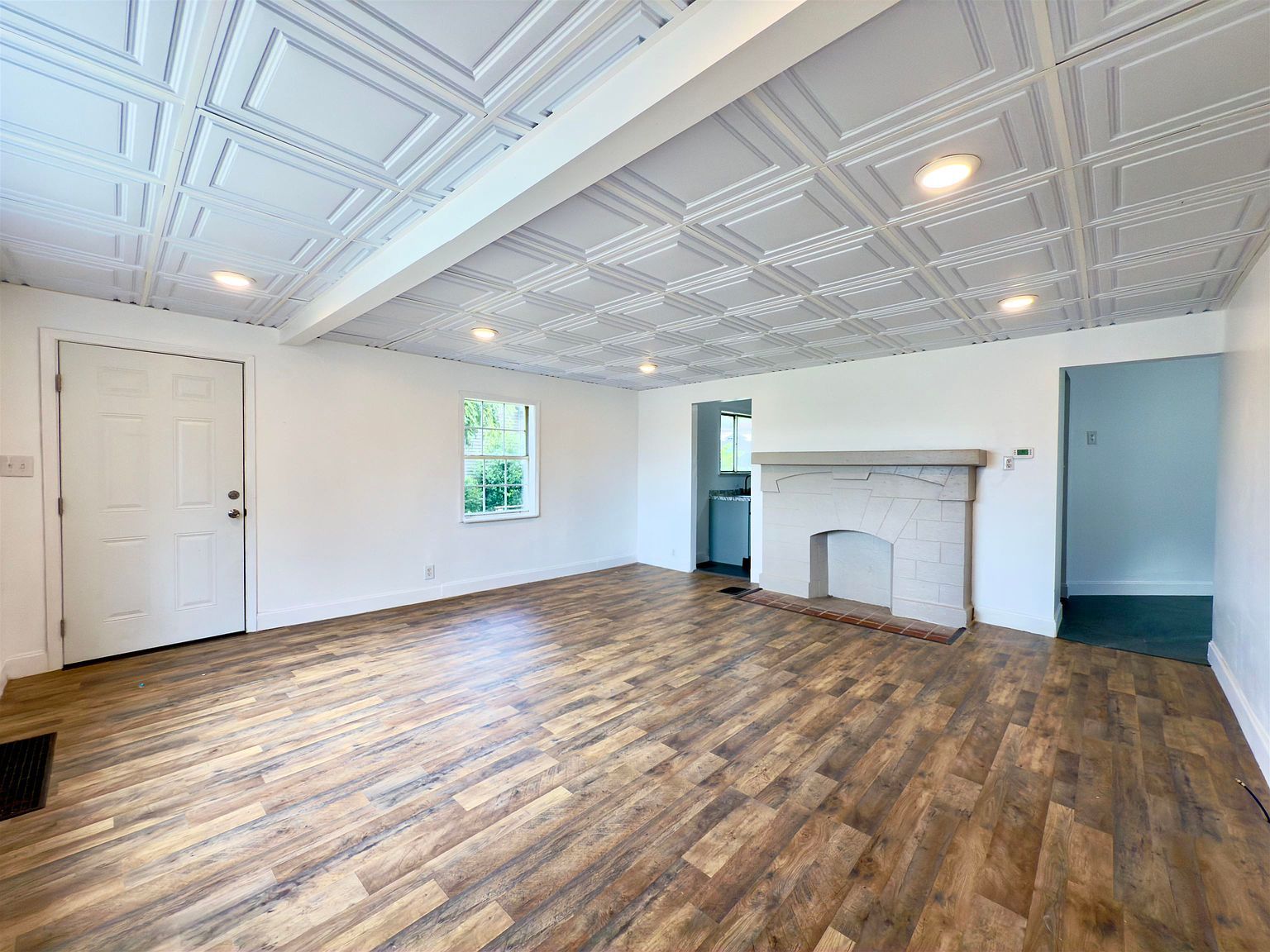 1619 S 6th St Ironton, OH 45638 - Thumbnail 4