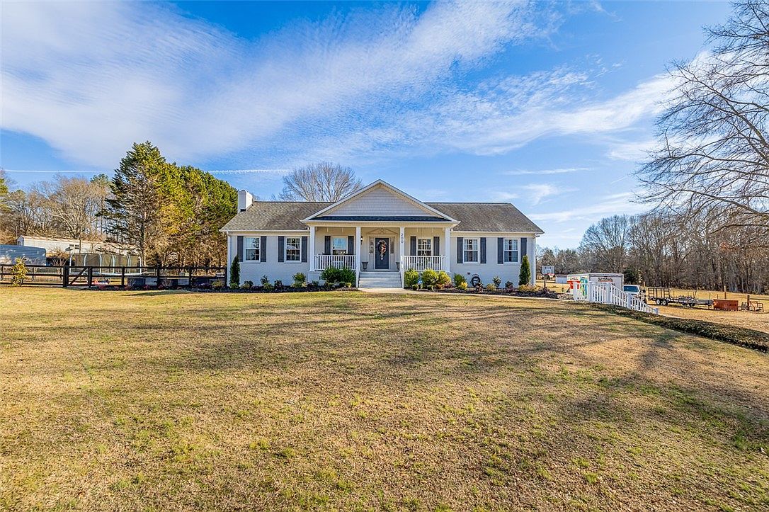 200 Poore Rd Piedmont, SC 29673 - Thumbnail 4