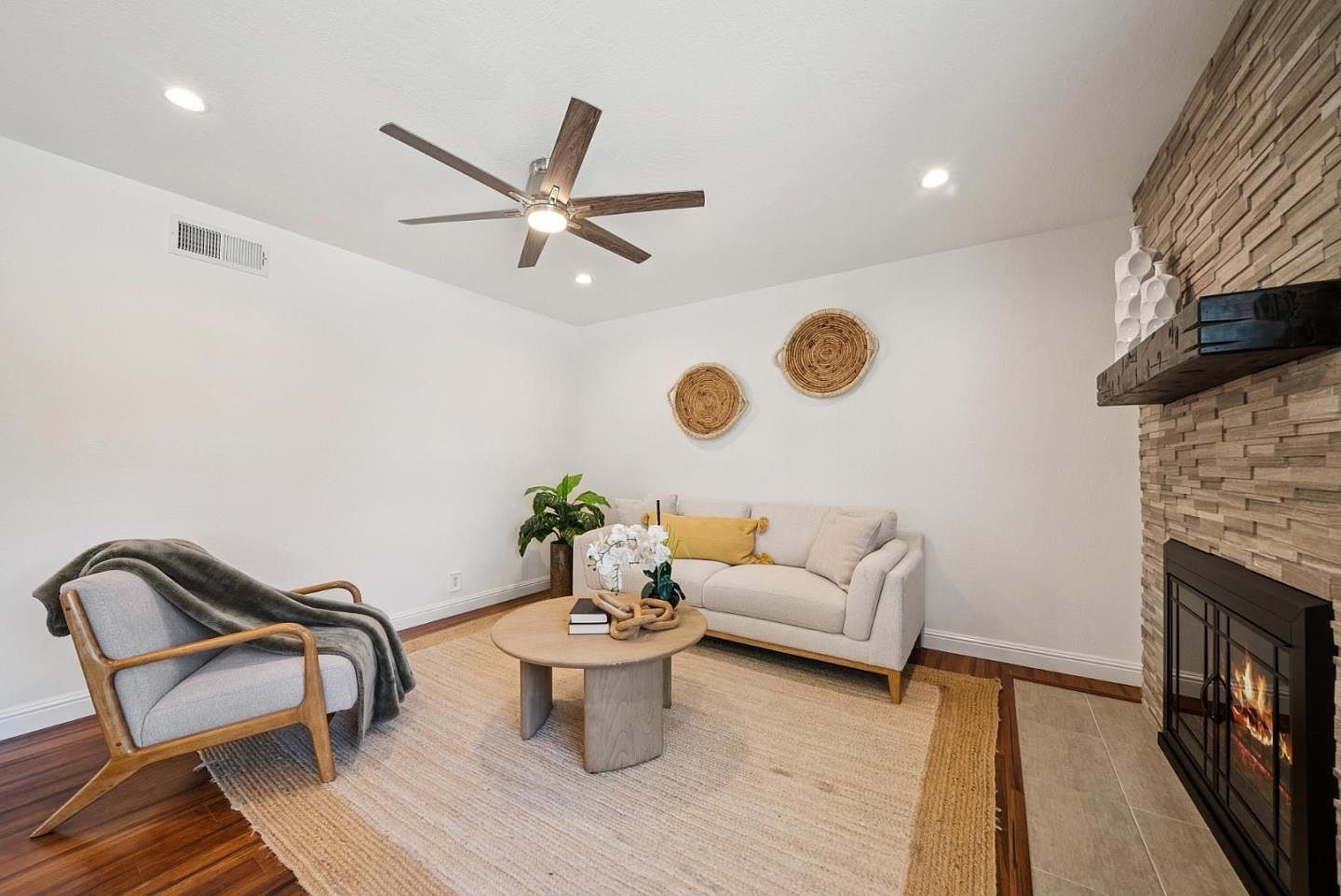 2530 Forbes Ave Santa Clara, CA 95050 - Thumbnail 4