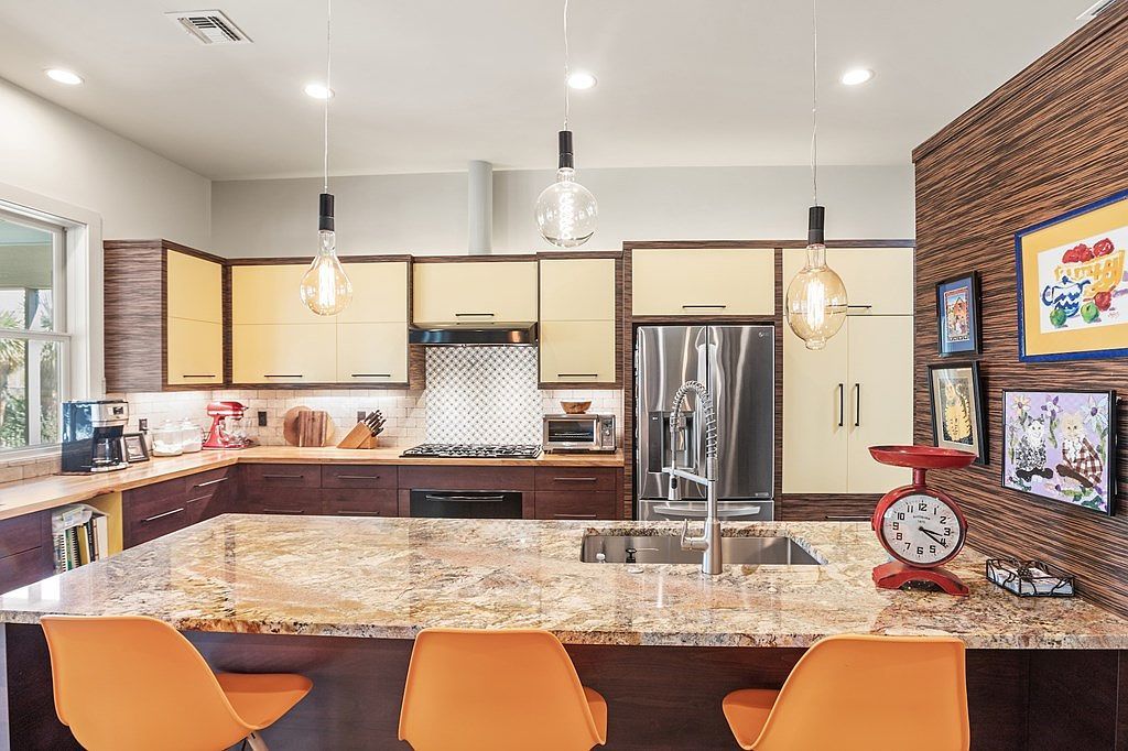 2305 Summit Frst Fredericksburg, TX 78624 - Thumbnail 4