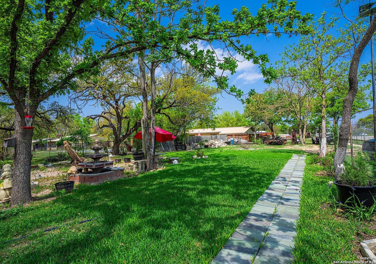 4455 Highway 27 Kerrville, TX 78028 - Thumbnail 4