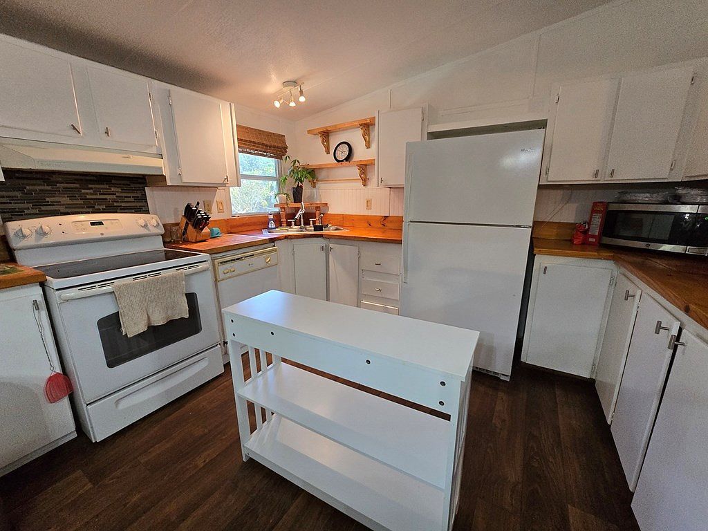 200 Iroquois Trl Bandera, TX 78003 - Thumbnail 4