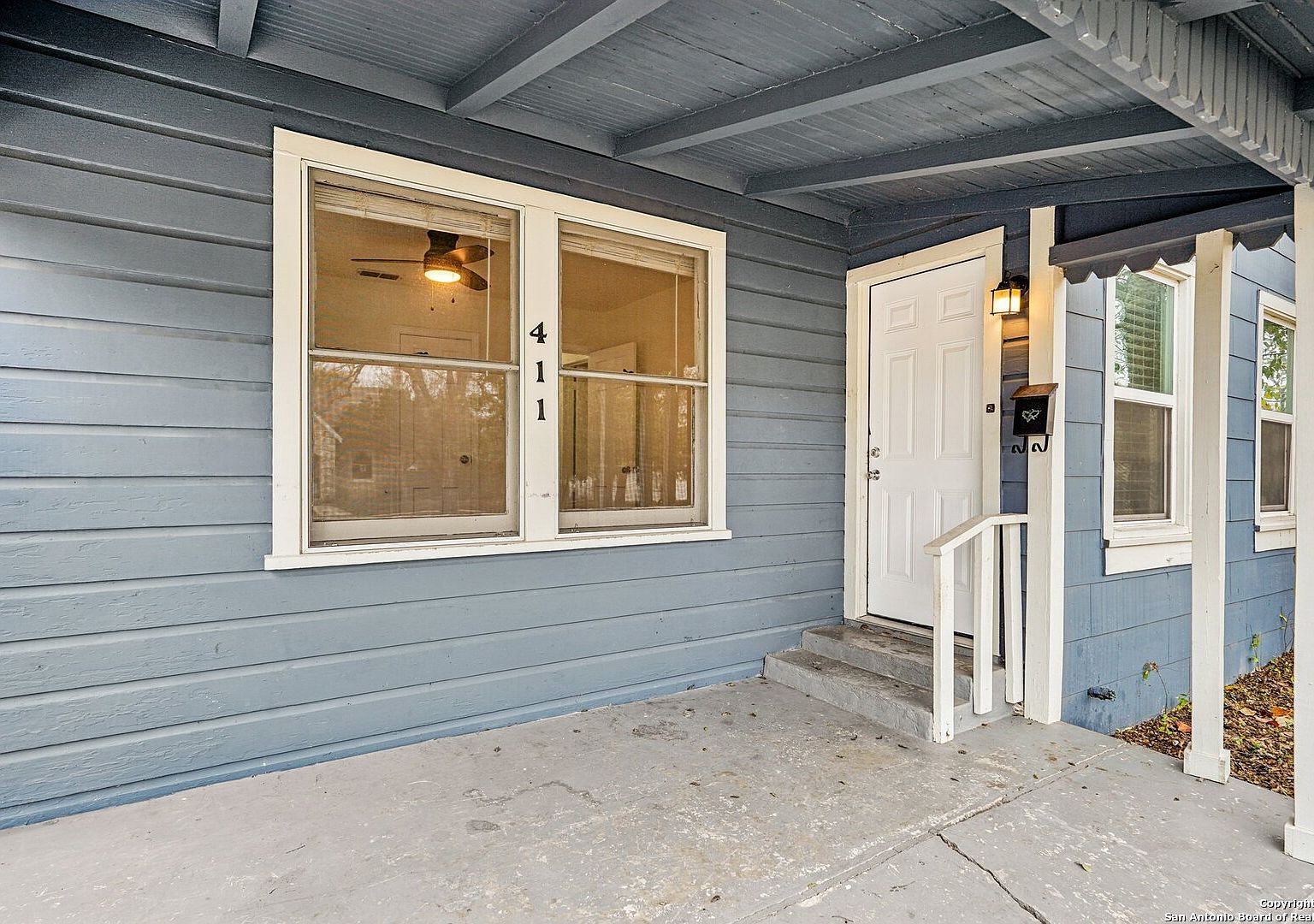 411 W Water St Kerrville, TX 78028 - Thumbnail 4