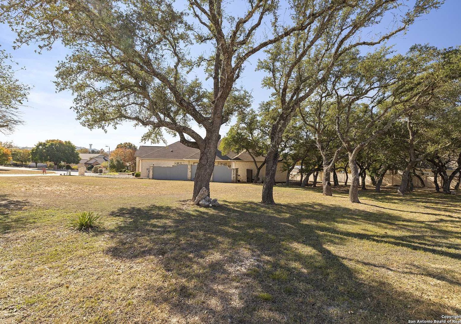 148 Saint Andrews Loop #25 Kerrville, TX 78028 - Thumbnail 4