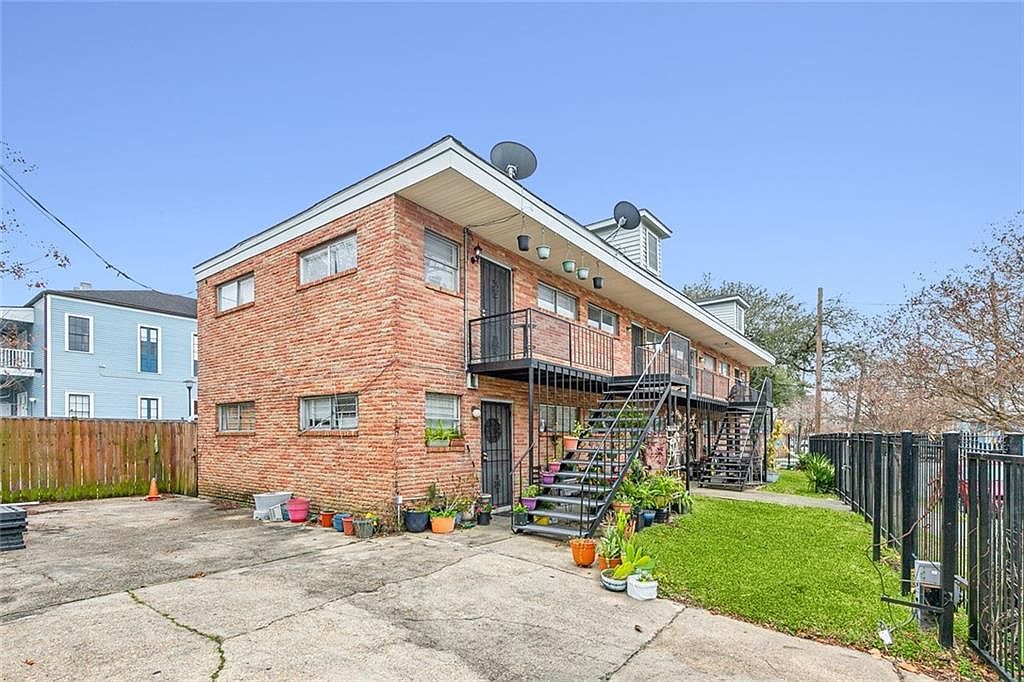 1429 Governor Nicholls St New Orleans, LA 70116 - Thumbnail 4