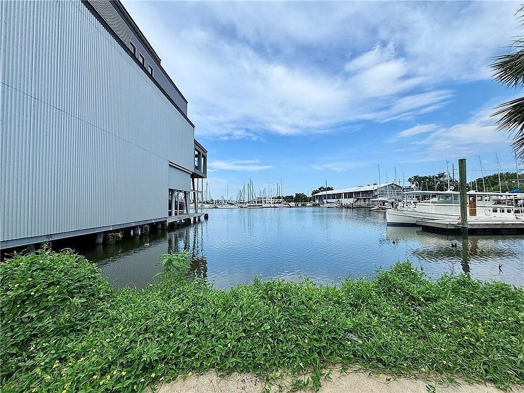 7700 Breakwater Dr New Orleans, LA 70124 - Thumbnail 4