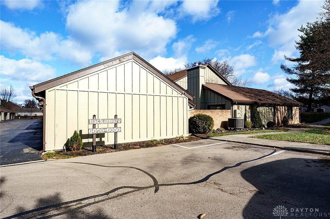 6070 Hackamore Trl Dayton, OH 45459 - Thumbnail 4