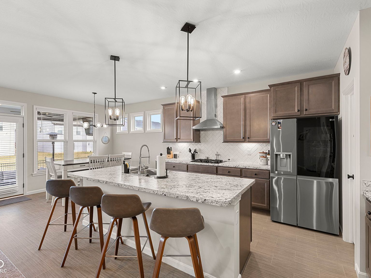 9906 Denim Dr Indianapolis, IN 46239 - Thumbnail 4