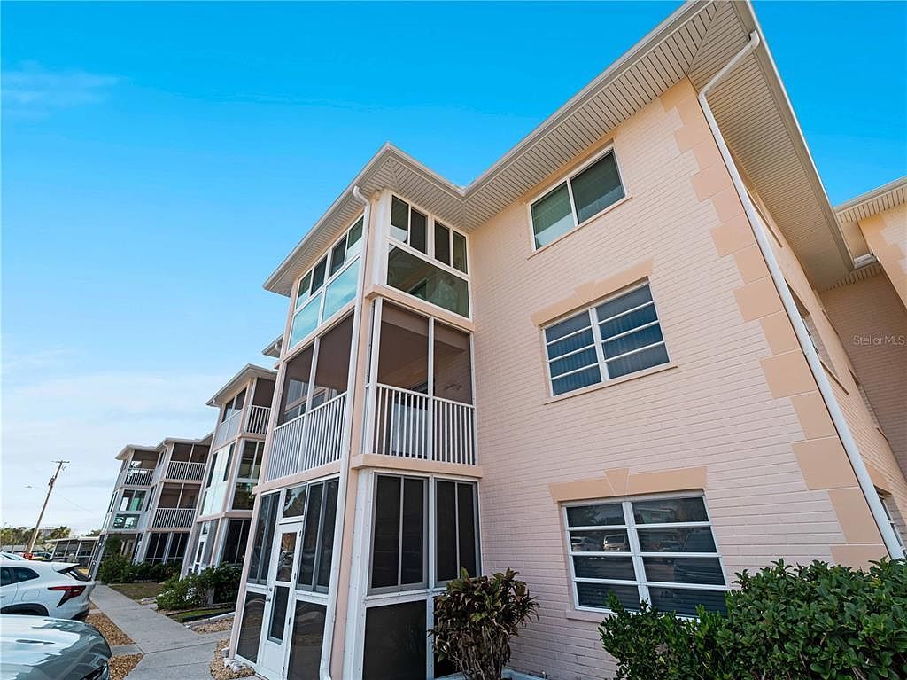 200 The Esplanade N APT B10 Venice, FL 34285 - Thumbnail 4