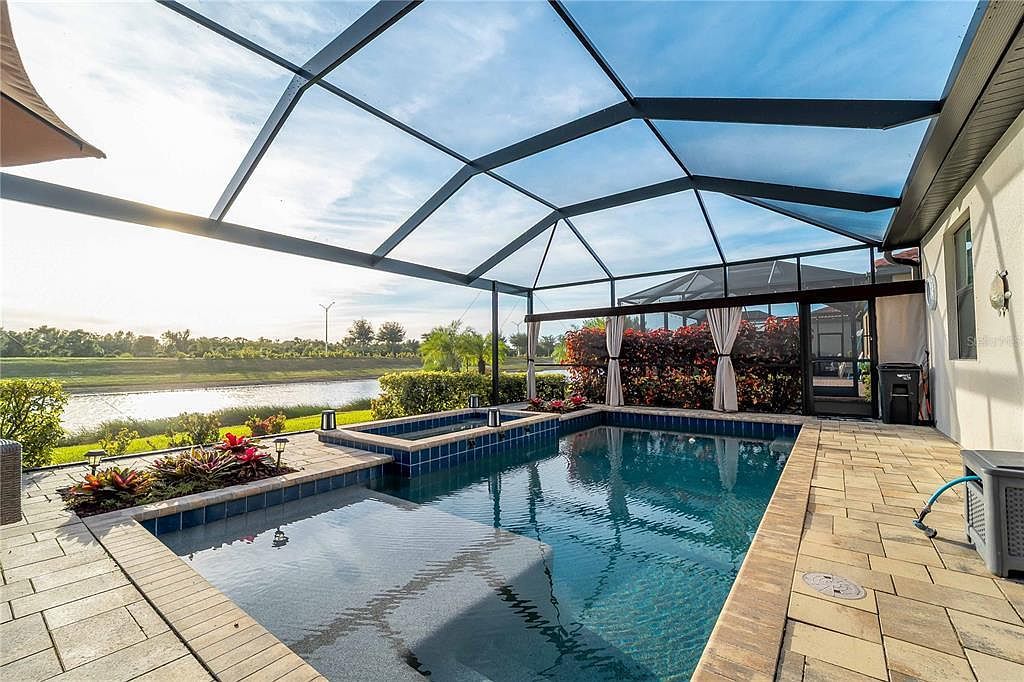 10157 Colubrina Dr Venice, FL 34293 - Thumbnail 4