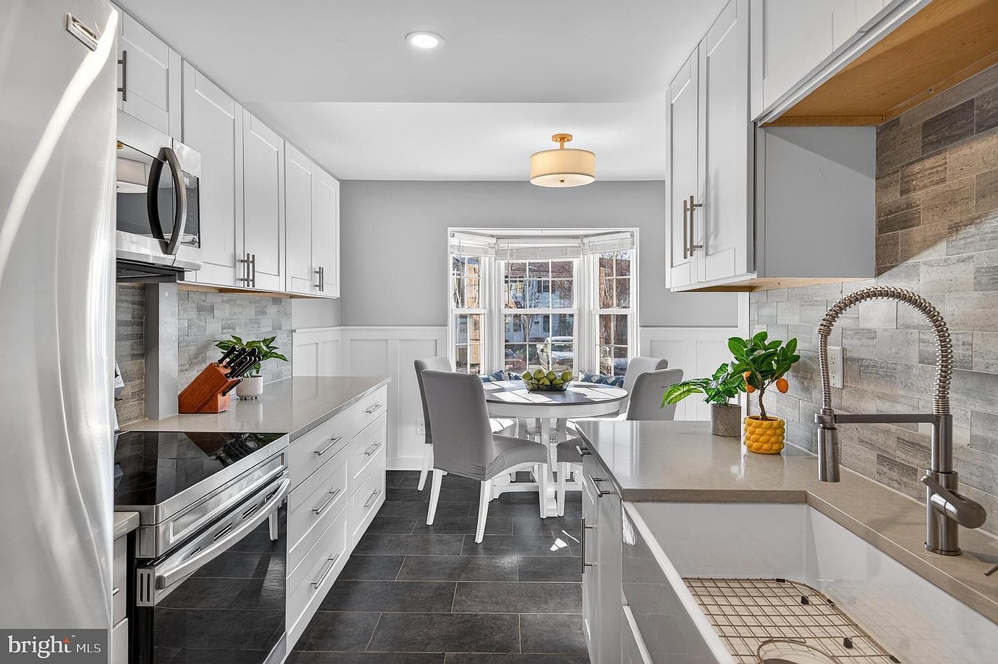 1851 Foxdale Ct Crofton, MD 21114 - Thumbnail 4