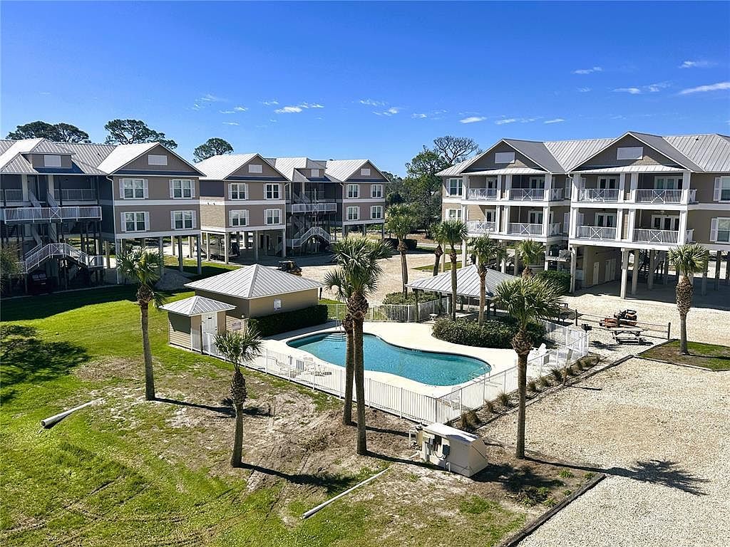 148 1st Ave E UNIT A203 Horseshoe Beach, FL 32648 - Thumbnail 4