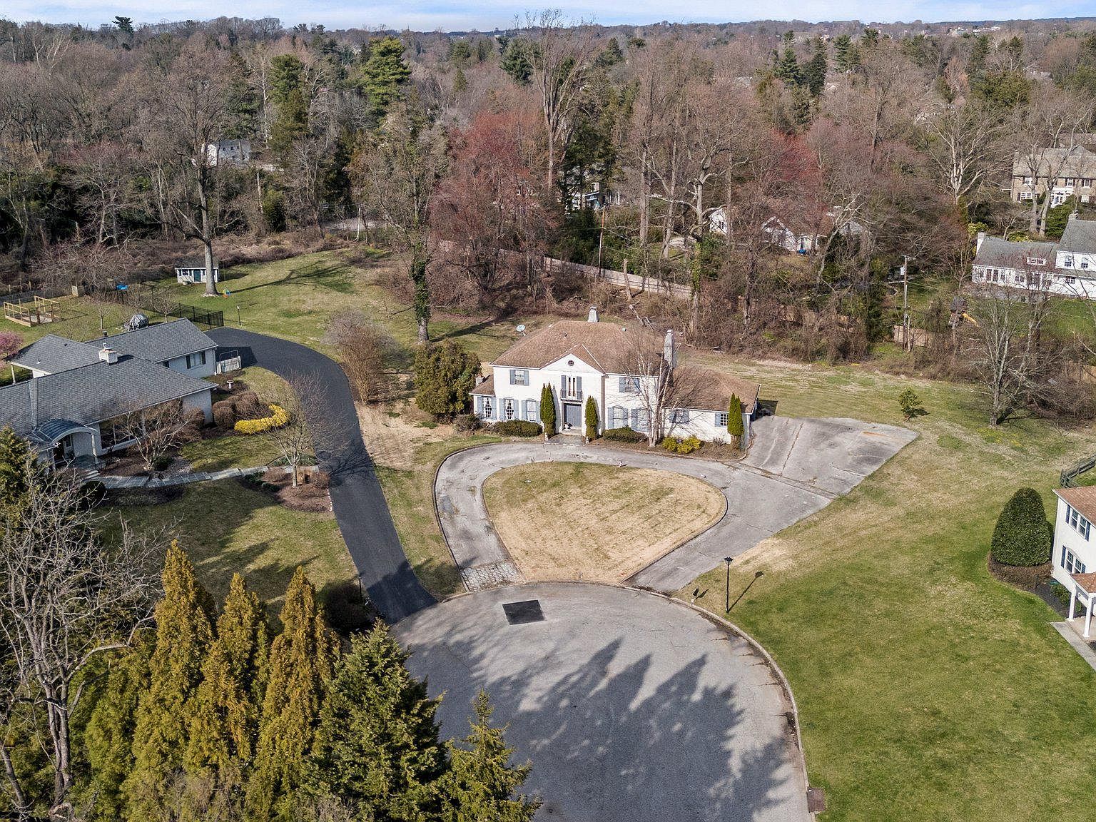 133 Quaker Ln Haverford, PA 19041 - Thumbnail 4