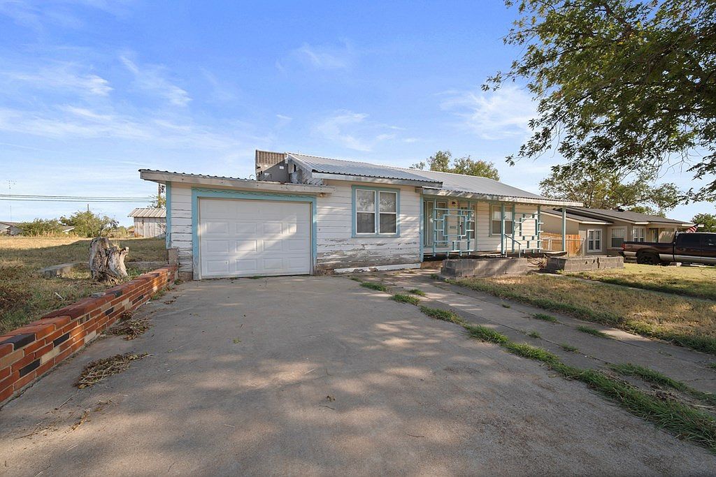 1313 Stadium Ave Big Spring, TX 79720 - Thumbnail 4