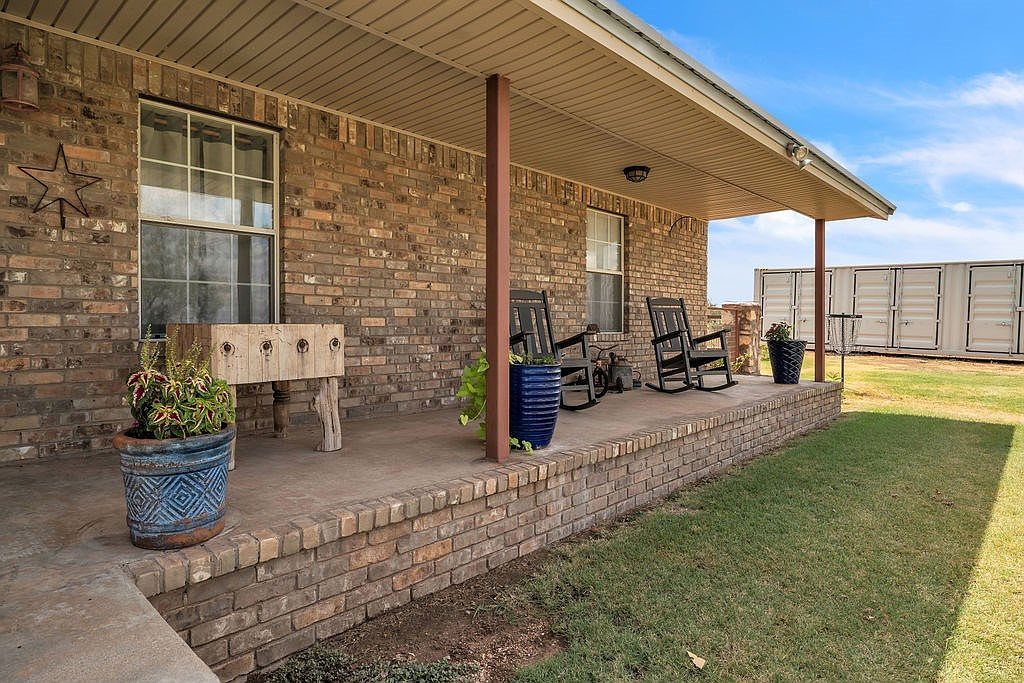 9009 Longshore Dr Big Spring, TX 79720 - Thumbnail 4