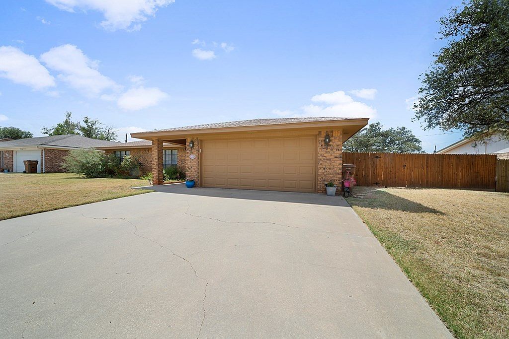4032 Vicky St Big Spring, TX 79720 - Thumbnail 4