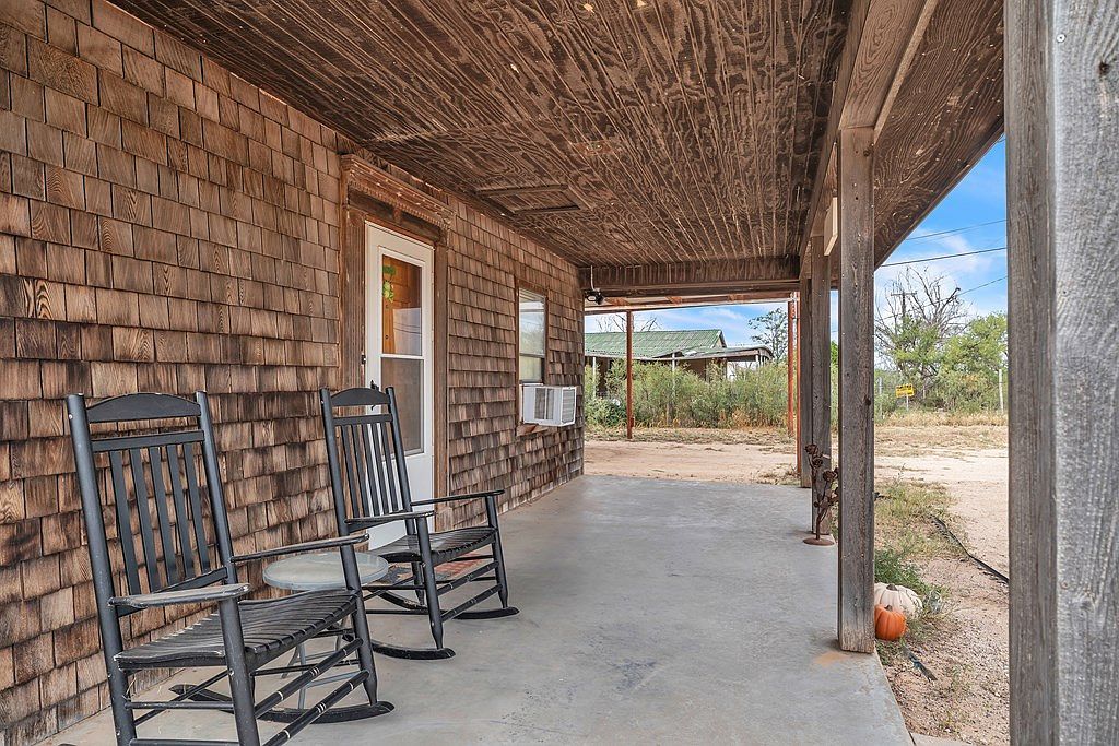 4610 Wasson Rd Big Spring, TX 79720 - Thumbnail 4