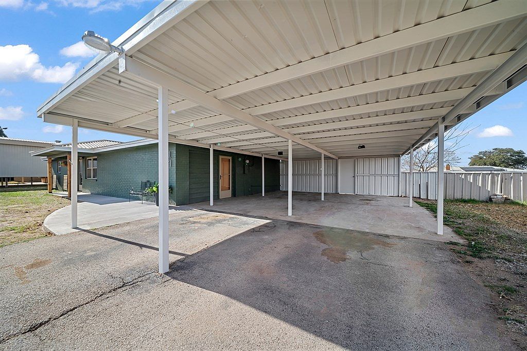 17 Meadowbrook Dr Coahoma, TX 79511 - Thumbnail 4