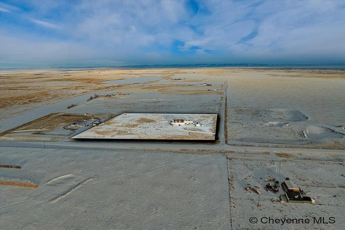 16 Mortensen Ln Laramie, WY 82070 - Thumbnail 4