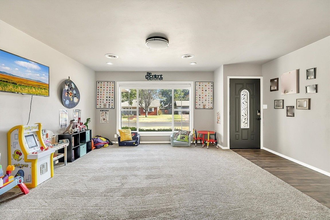 208 Mockingbird Dr S Altus, OK 73521 - Thumbnail 4