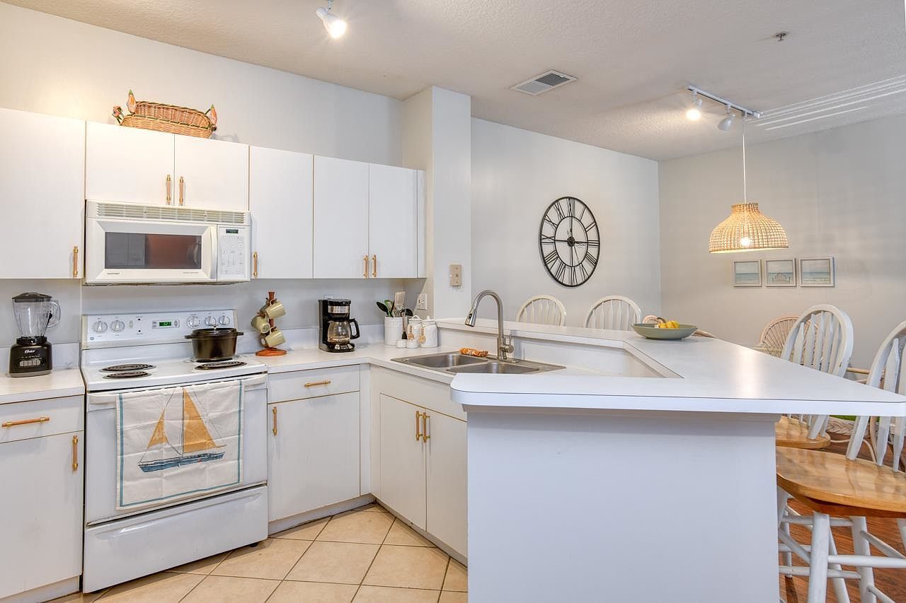 605 Fairway Dr APT 203 Saint Augustine, FL 32084 - Thumbnail 4