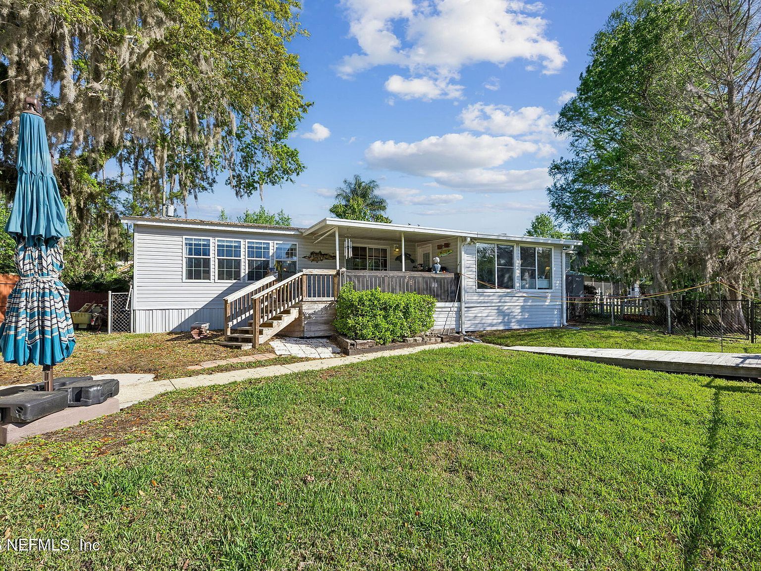 334 Paradise Cir Satsuma, FL 32189 - Thumbnail 4