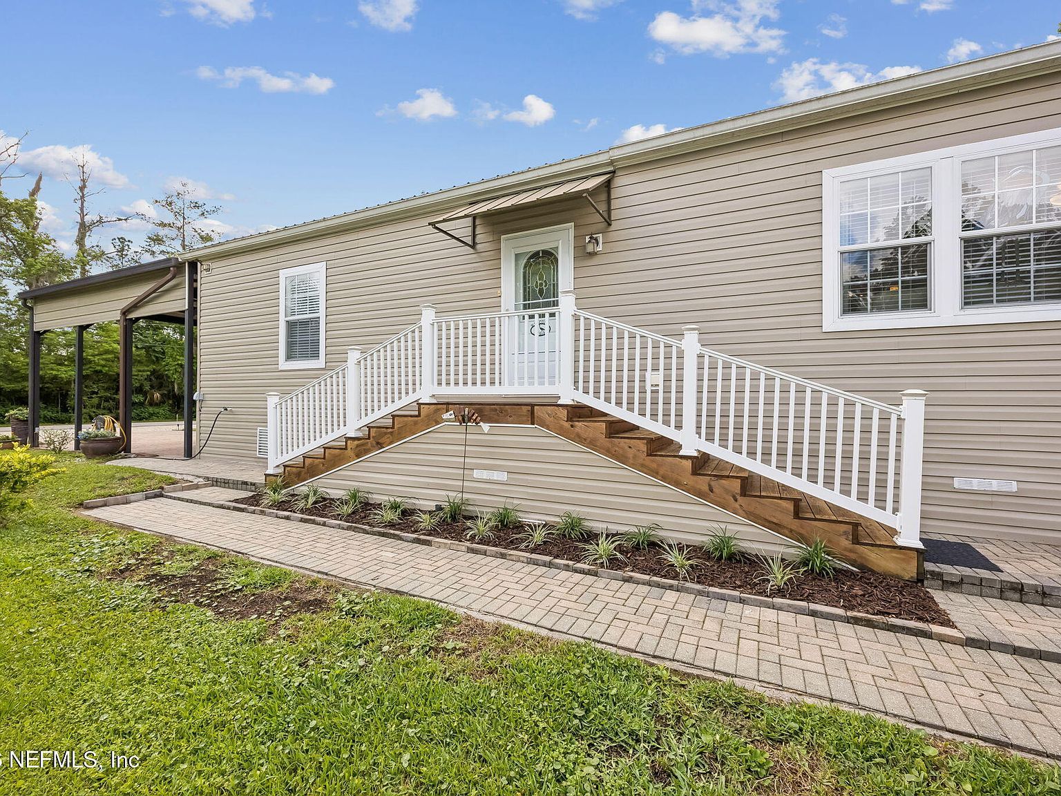 329 Paradise Cir Satsuma, FL 32189 - Thumbnail 4