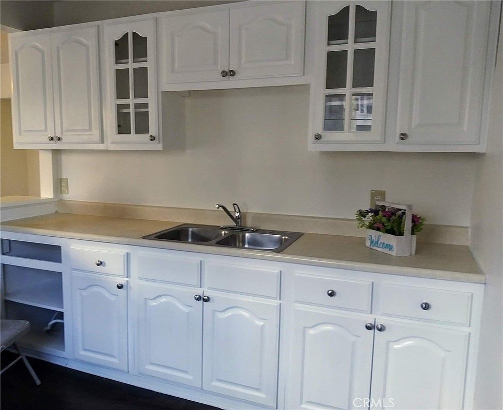 324 S Concord St Los Angeles, CA 90063 - Thumbnail 4