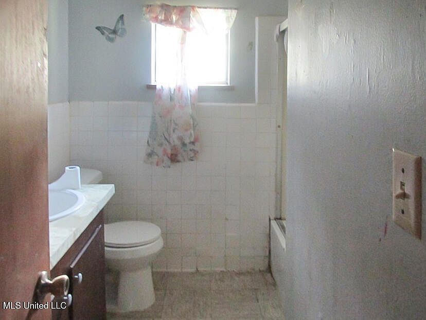 829 Kirkland Rd Vicksburg, MS 39180 - Thumbnail 4