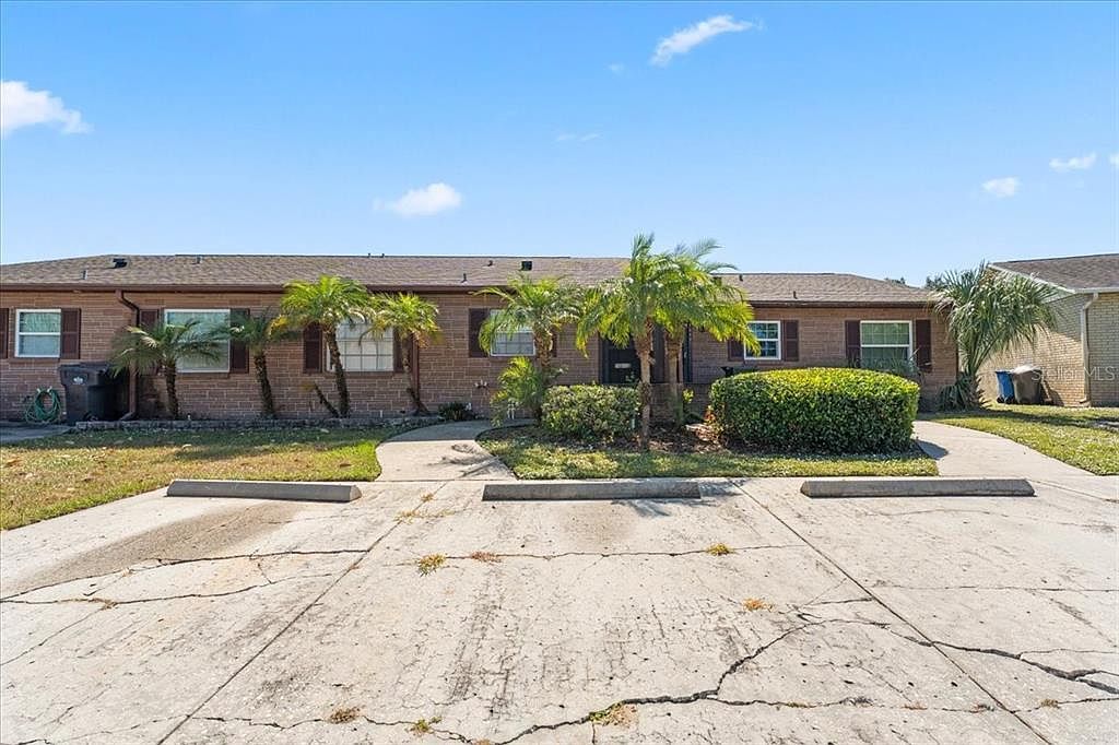 9519 Fieldview Cir #9519 Thonotosassa, FL 33592 - Thumbnail 4