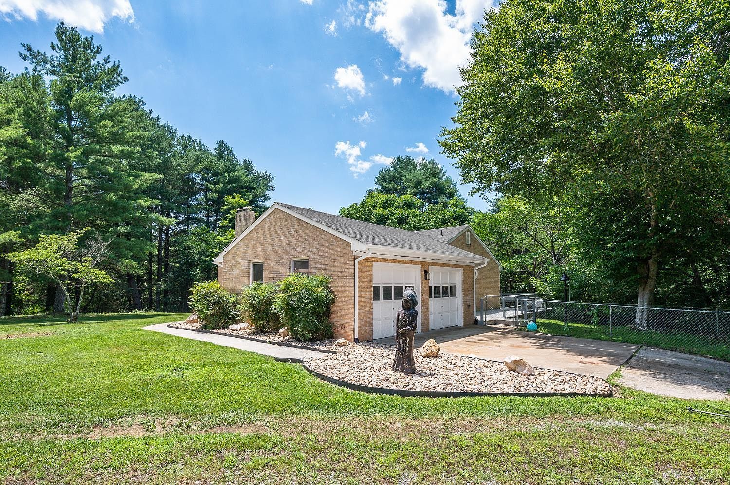 1655 Wingfield Dr Goode, VA 24556 - Thumbnail 4